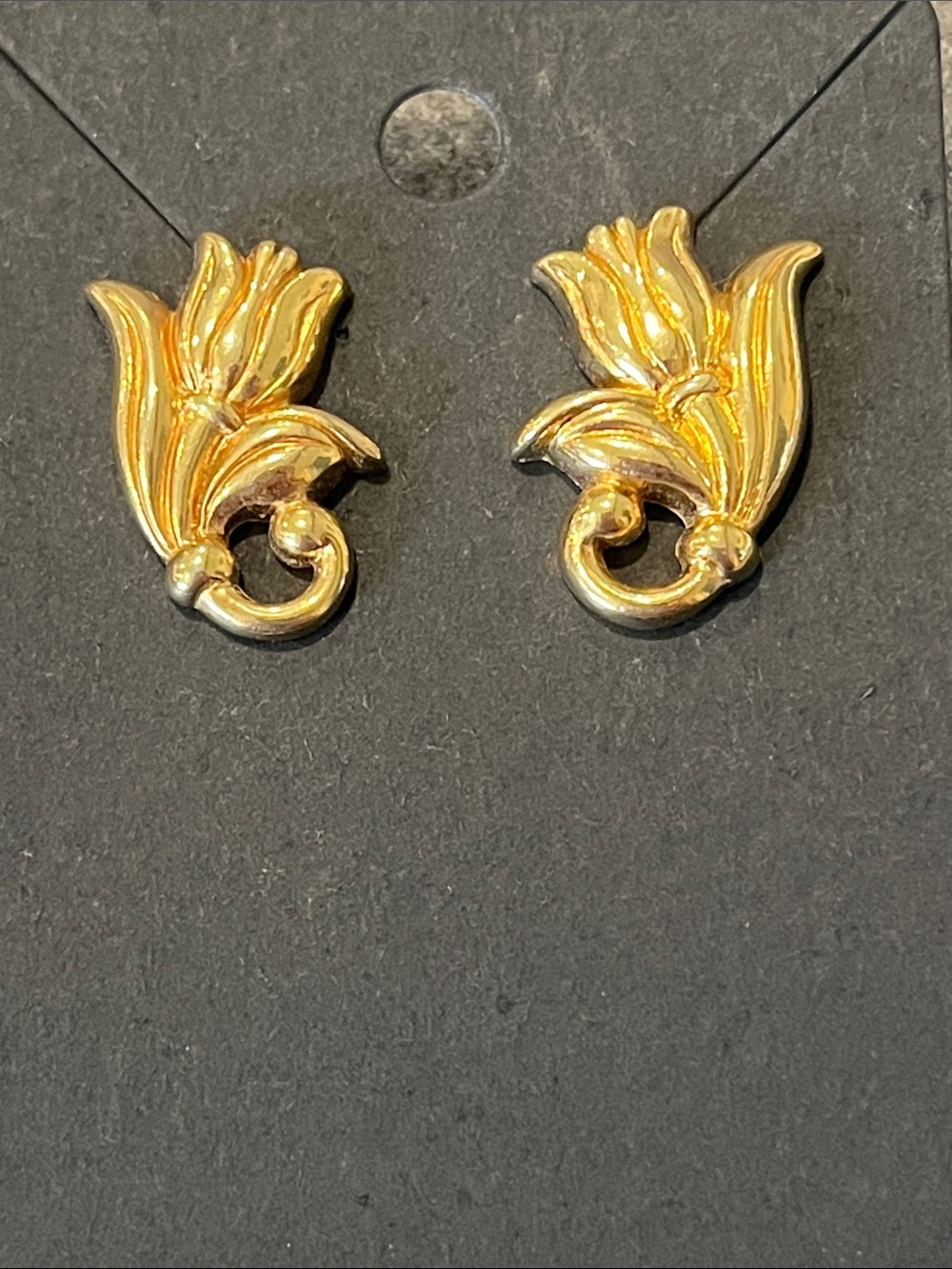 Avon Spring Tulip 1990 Earrings